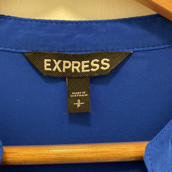 Express Portofino Belted Shirt Dress - Picture 4 of 6